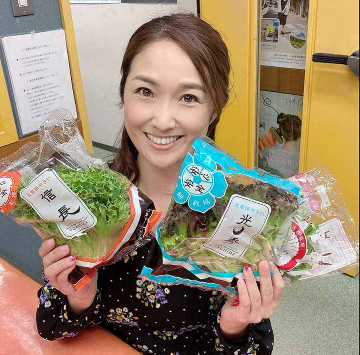 信長レタス盛り付け